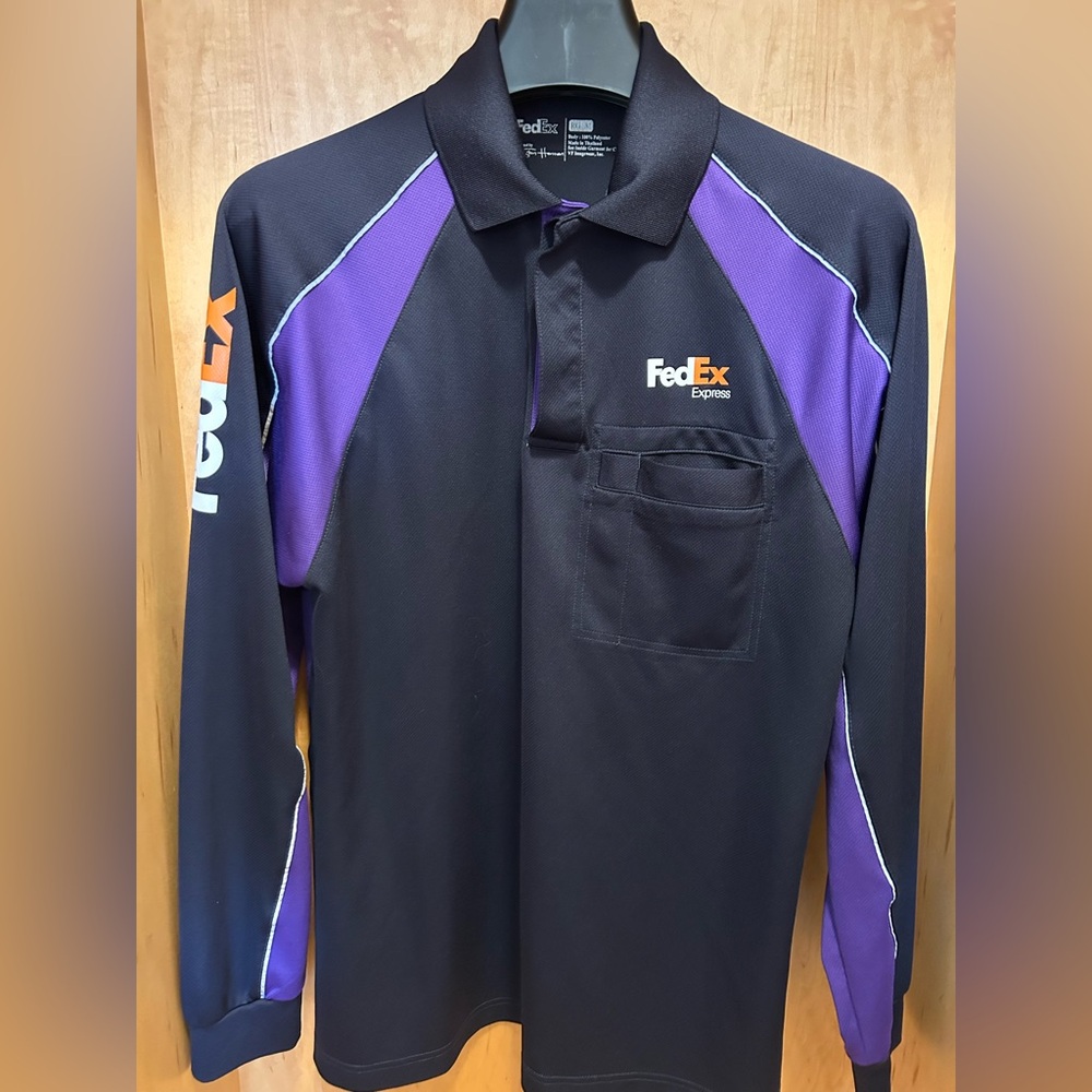 FedEx Express long sleeve shirt size M